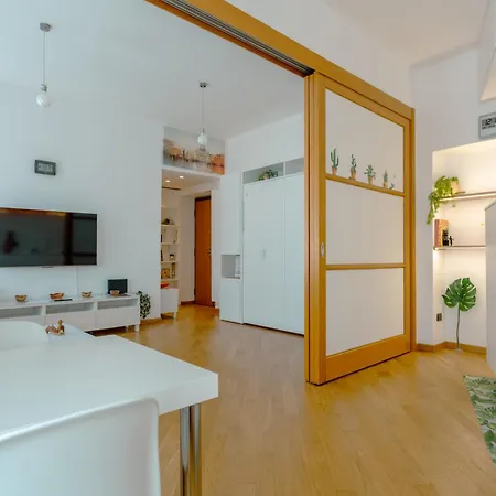 Eli Apartment *